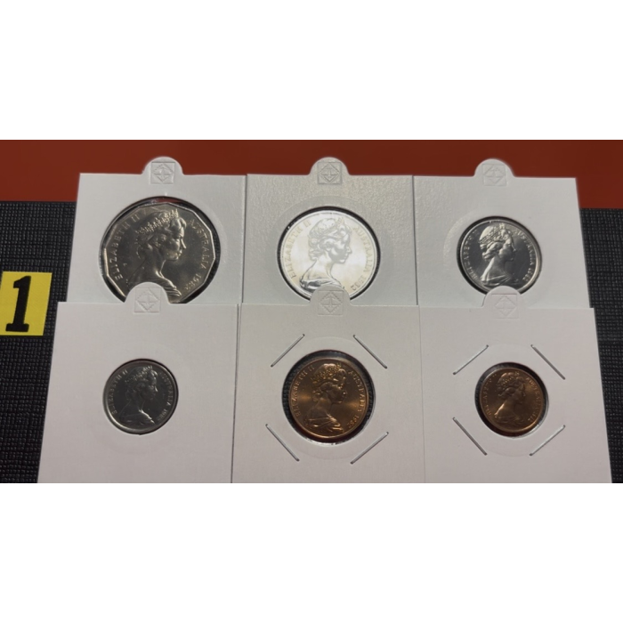 1982 Year Set - Green Wallet UNC Coins have been transferred into 2x2s  #1