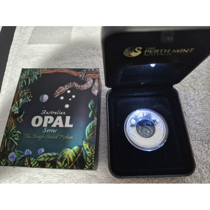 2015 Australian Opal Series Rough Scaled Python