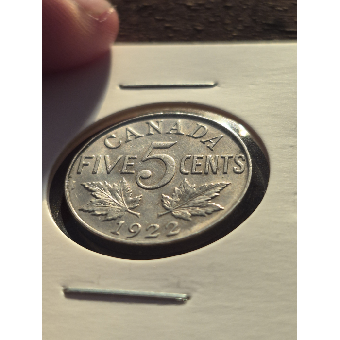 1922 CANADA 5 CENT (UNC)