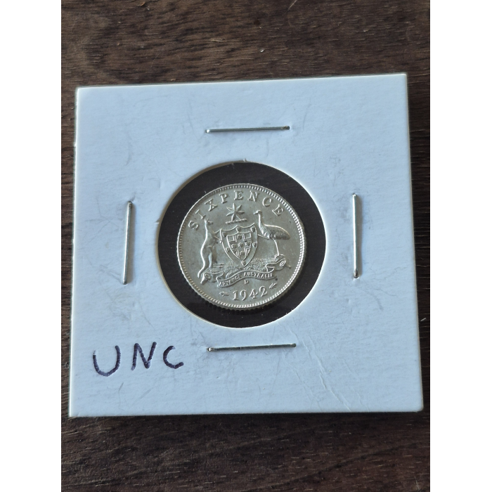 1942 D SIX PENCE UNC