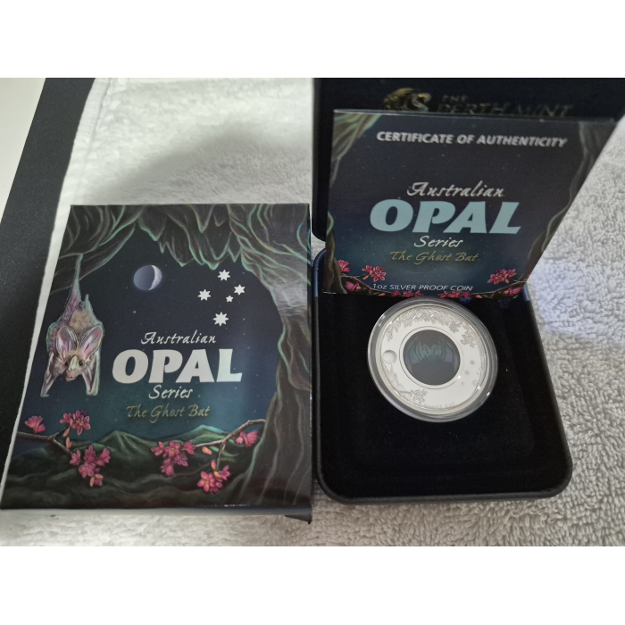 2015 Australian Opal Series Ghost Bat