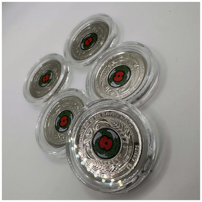 1x UNC 50c 2018 New Zealand Red Poppy - In Lighthouse Capsule - Mintage: 2M